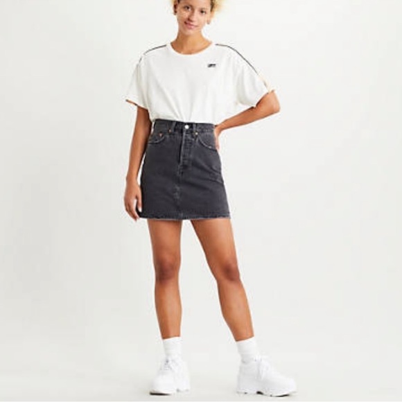LEVIS HIGH RISE CHARCOAL DENIM SKIRT SIZE 28 - Picture 2 of 12